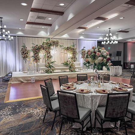 Готель Hilton Sacramento Arden West Екстер'єр фото