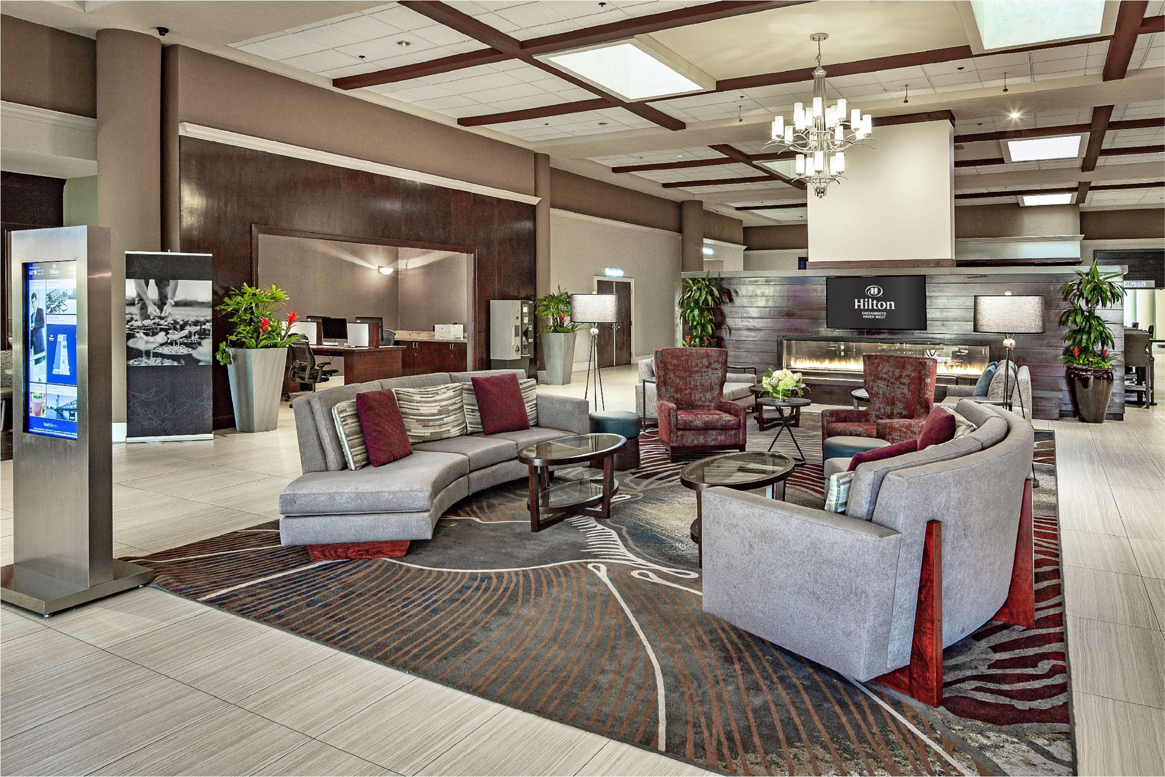 Готель Hilton Sacramento Arden West Екстер'єр фото