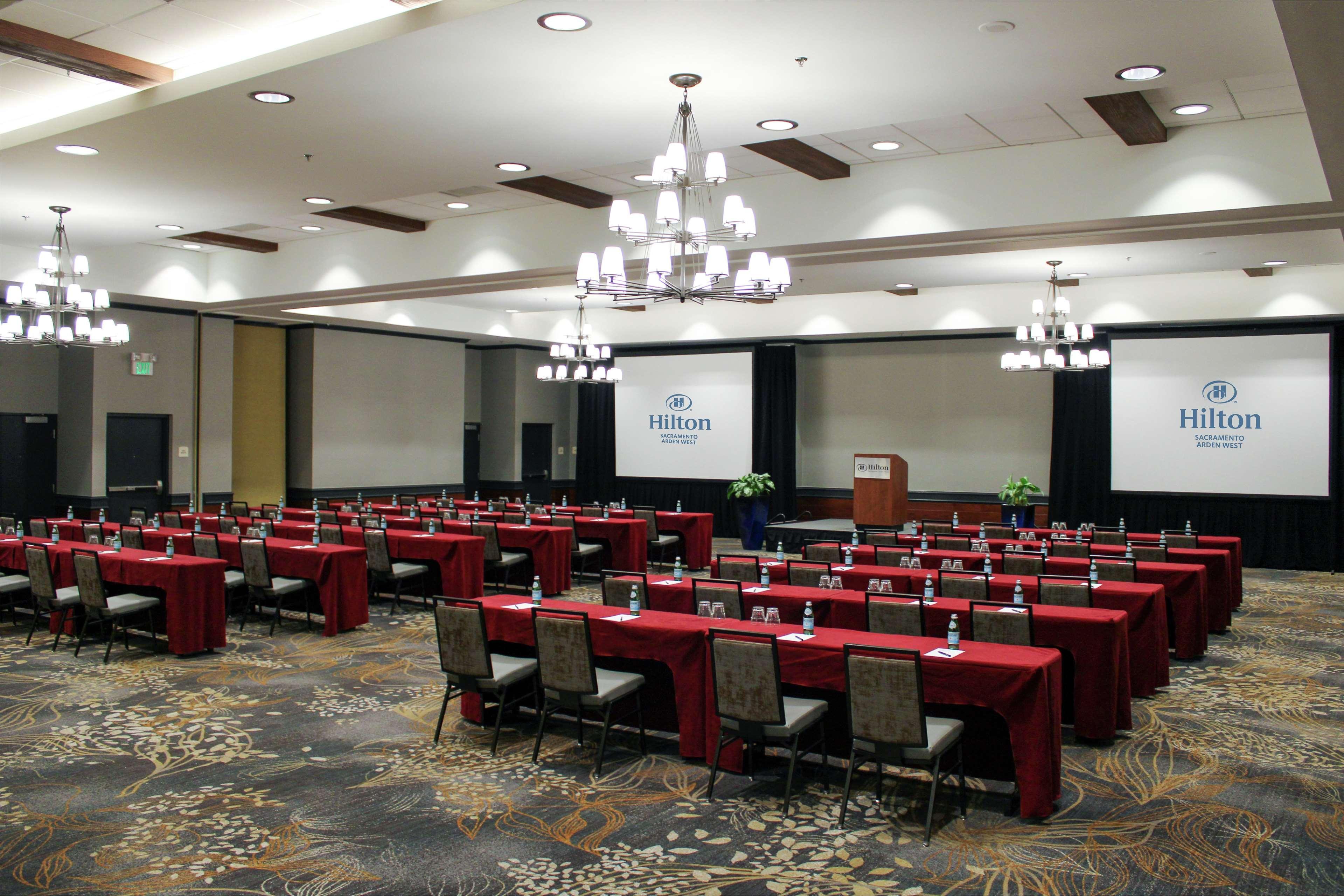 Готель Hilton Sacramento Arden West Екстер'єр фото