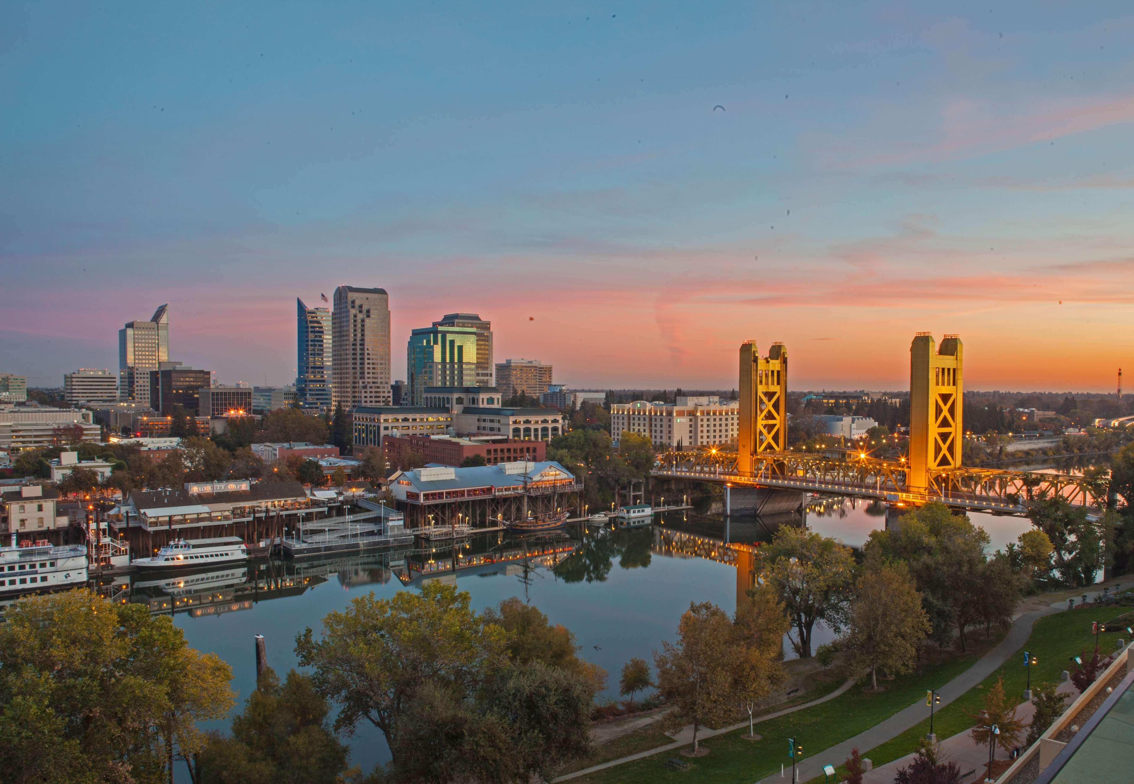 Готель Hilton Sacramento Arden West Екстер'єр фото