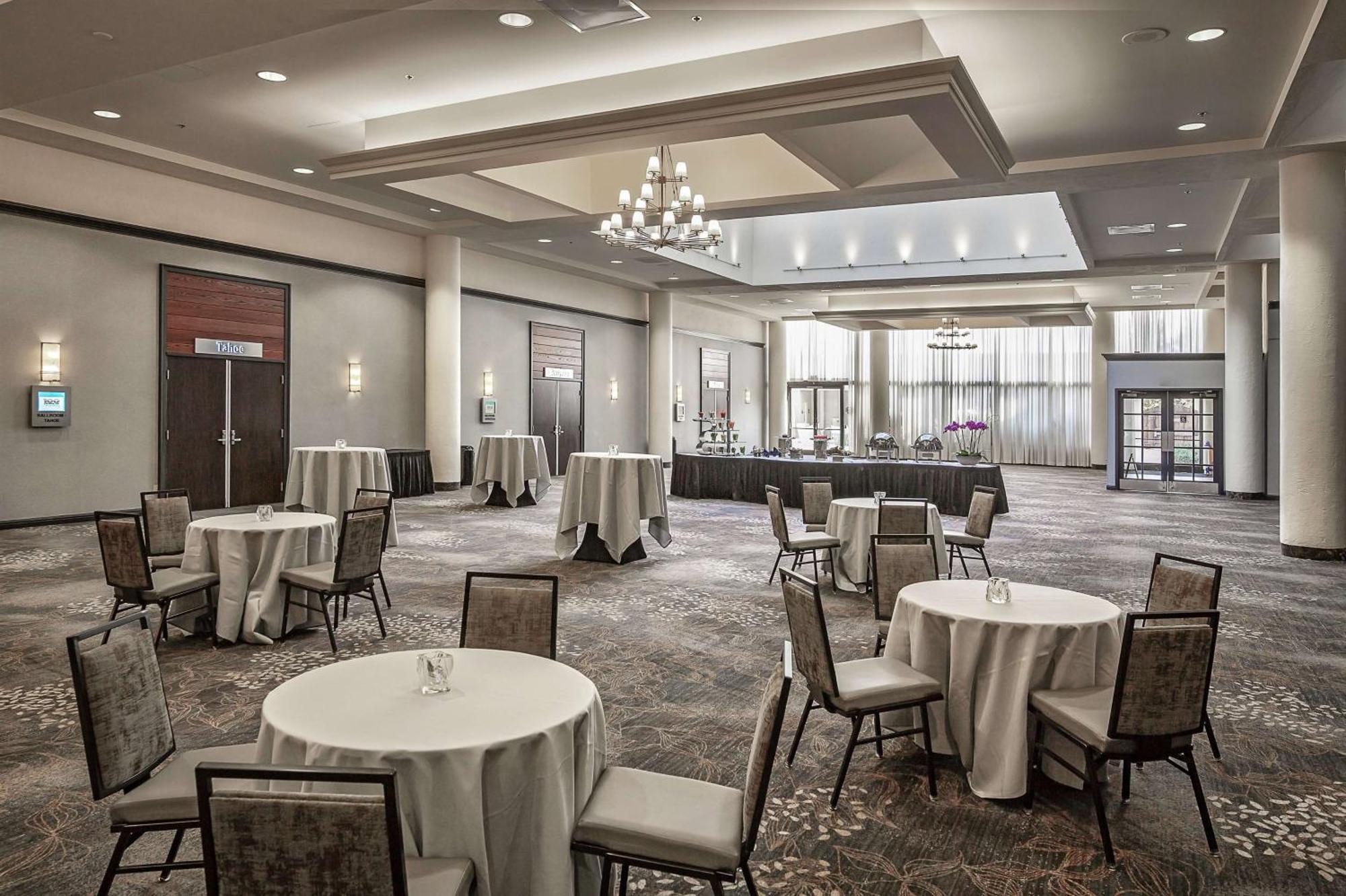 Готель Hilton Sacramento Arden West Екстер'єр фото