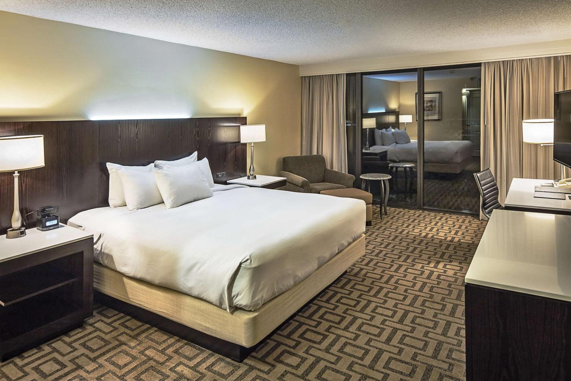 Готель Hilton Sacramento Arden West Екстер'єр фото