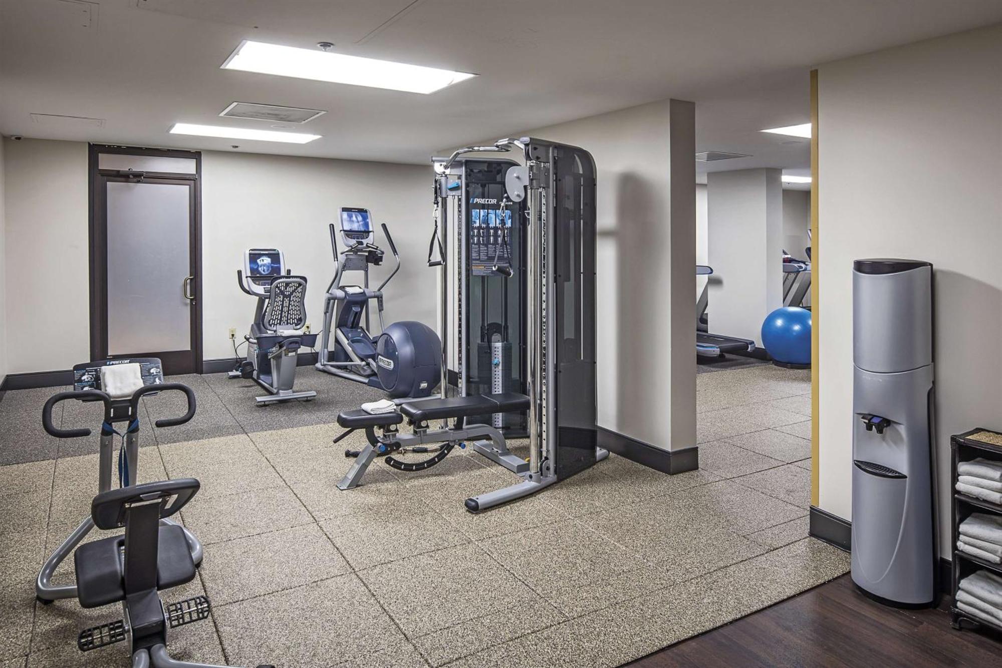 Готель Hilton Sacramento Arden West Екстер'єр фото