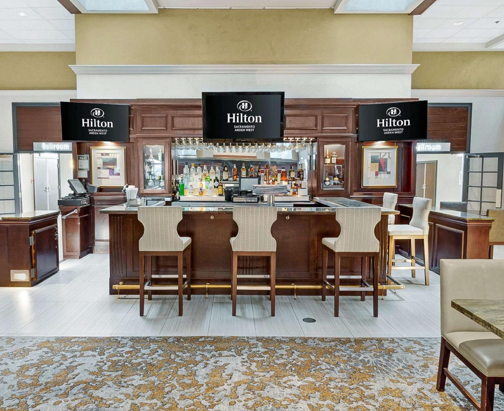 Готель Hilton Sacramento Arden West Екстер'єр фото